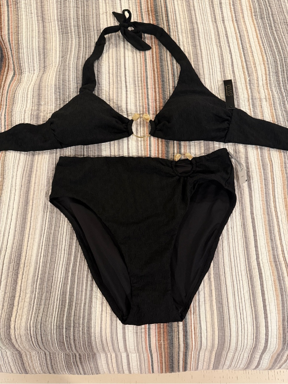 Victoria’s Secret bikini